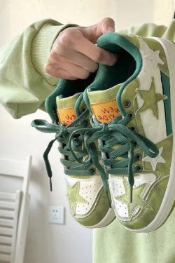 Bapesta Shooting Star Platform Sneakers - Trendy Green Shoes