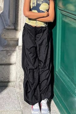 Black Parachute Pants - Y2K Aesthetic Streetwear Trousers