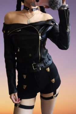 Goth Aesthetic Gartered Shorts - Metal Leopard Button Decoration