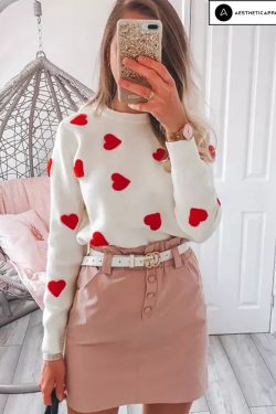 Korean Style Embroidered Heart Sweater - Harajuku Beige Pullover
