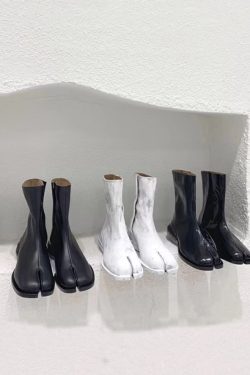 Leather Tabi Split-Toe Boots with 4cm Heel - Women's Men's