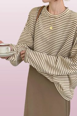 Retro Striped Blouse - Loose Fit T-Shirt for Women