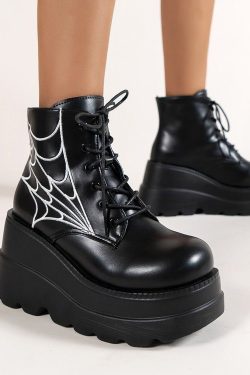 Spider Web Embroidery Lace Up Thick Soled Boots