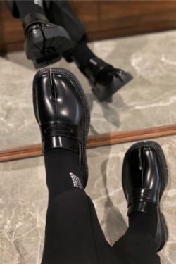 Tabi Split-Toe Slip On Loafers - Women's Leather Footwear