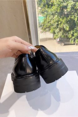 Tabi Split-Toe Slip On Shoes - Women's Leather Footwear