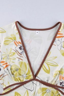 Vintage Floral Crop Top - Women's Casual Summer V-Neck Tee