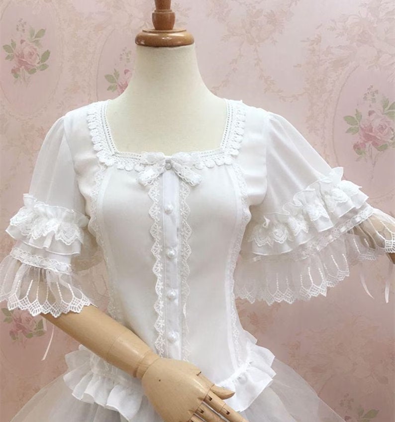 White Chiffon Short Sleeve Lolita Vintage Lace Elegant Women Shirt