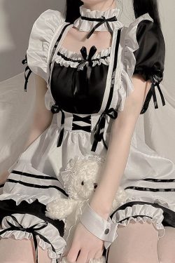 Y2K Black Cosplay Maid Lolita Dress with Choker Costume