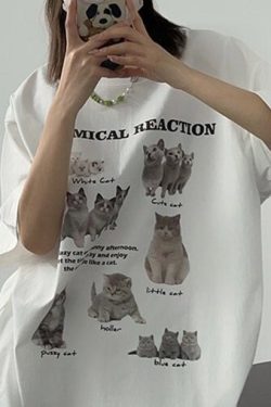 Y2K Fashion Cat T-Shirt - Streetwear Aesthetic