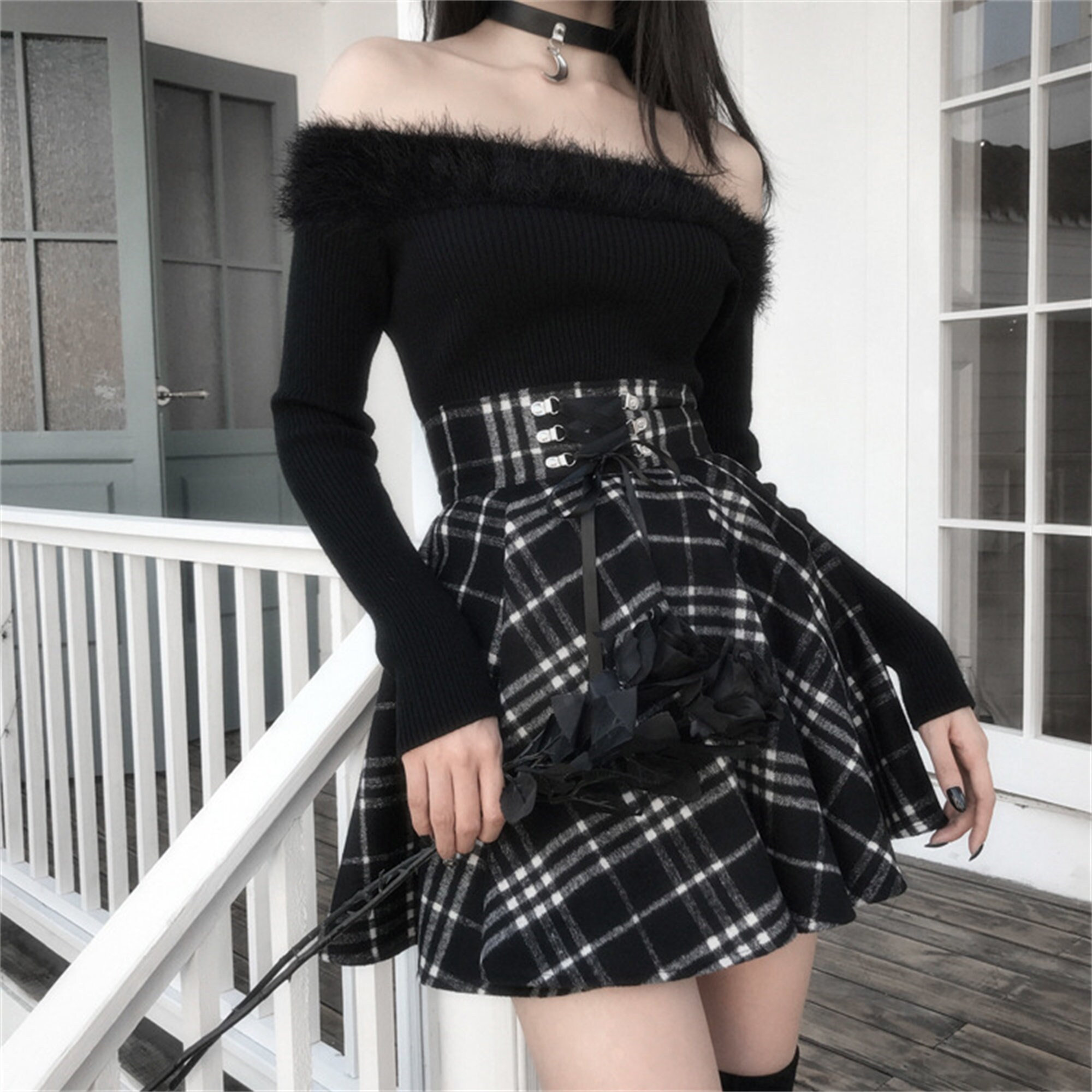 Y2K Gothic High Waist Pleated Lace Patchwork Mini Skirt