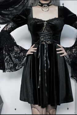 Y2K Gothic Lace Spliced Slim Fit Dress with Flare Sleeves