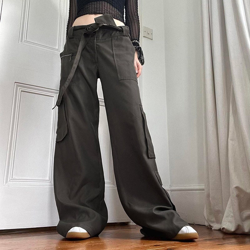 Y2K Low Waist Gray Cargo Pants with Zip Pockets