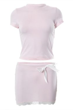 Y2K Pink Bow T-Shirt & Skirt Co ord - Trendy Y2K Clothing Set