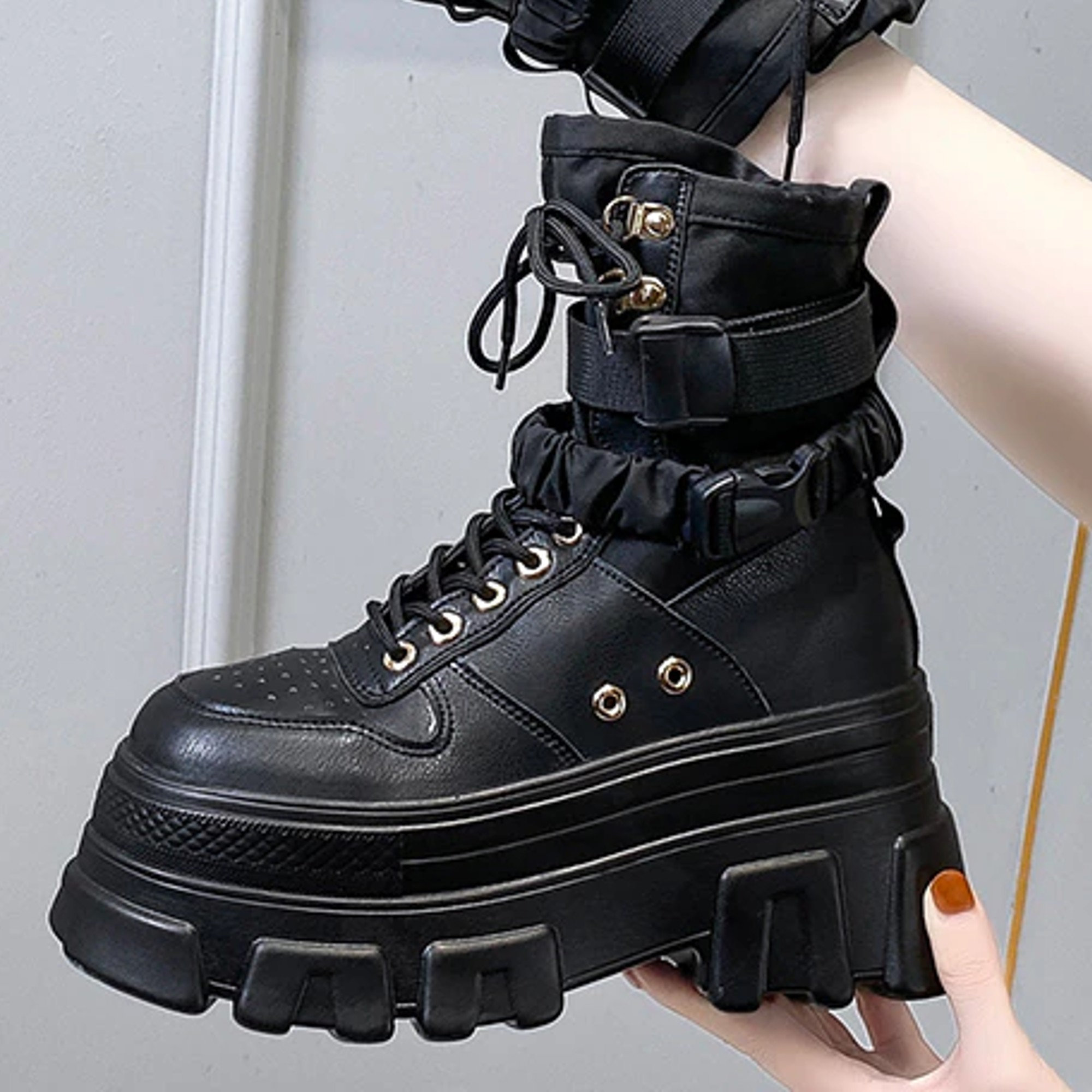 Y2K Punk Aesthetic Chunky Lace-Up Platform Boots