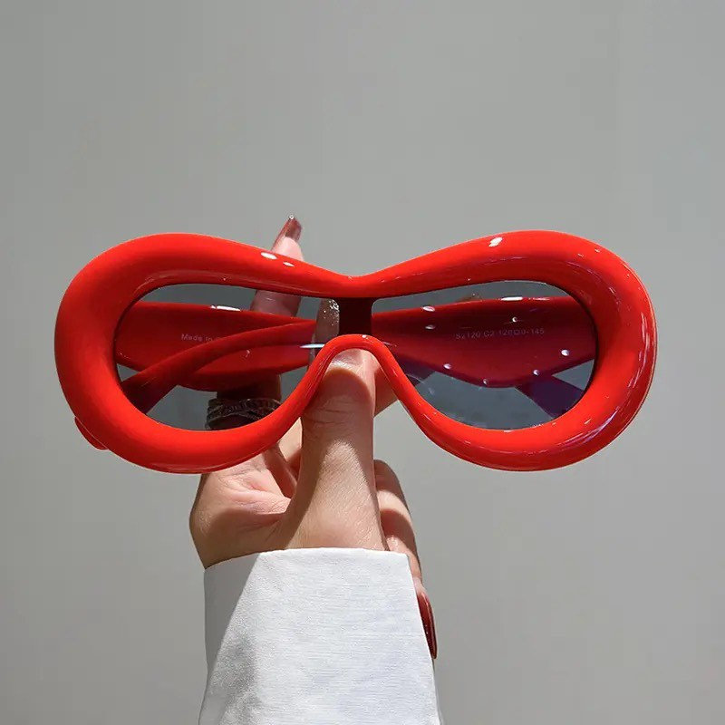 Y2K Retro Oval Sunglasses for Vintage Fashion Look